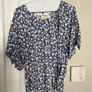 Listicle Navy Floral Blouse